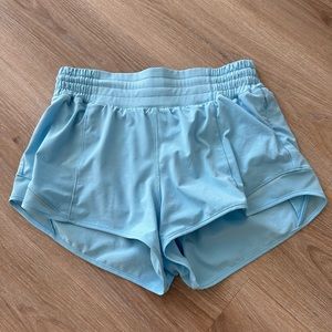 Lululemon hotty hot high rise 2.5 in.